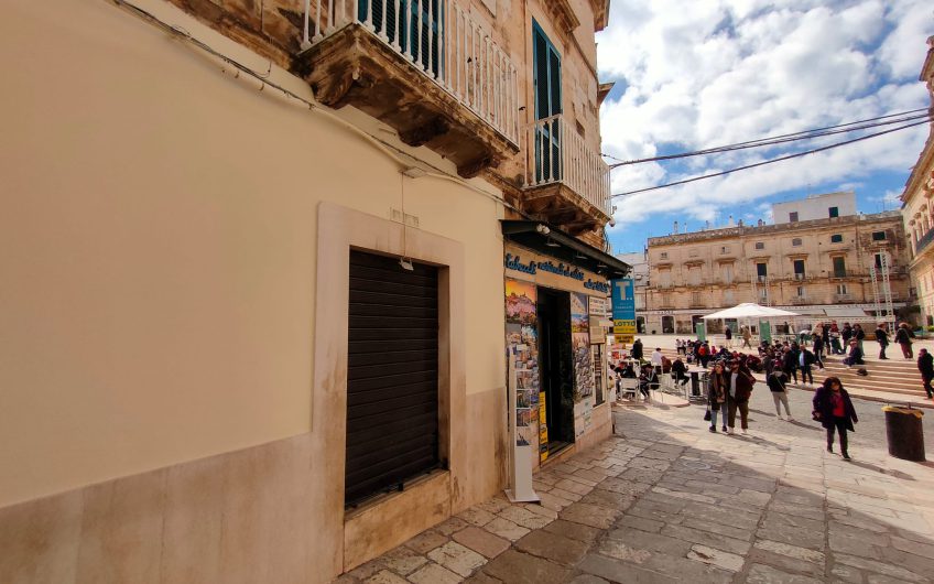 Ostuni – Locale Commerciale in Via Cattedrale 2 #noncompratecaseacaso