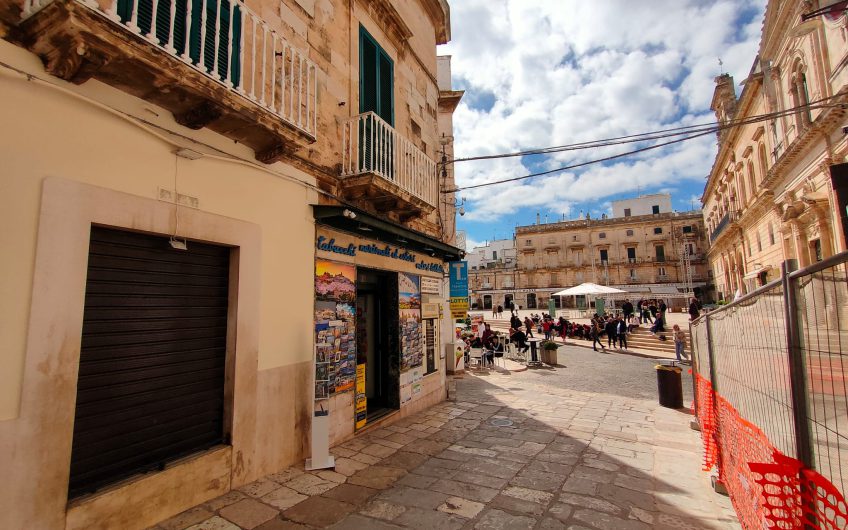 Ostuni – Locale Commerciale in Via Cattedrale 2 #noncompratecaseacaso